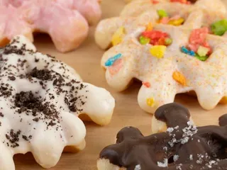 Cloud Soft Serve & Waffles