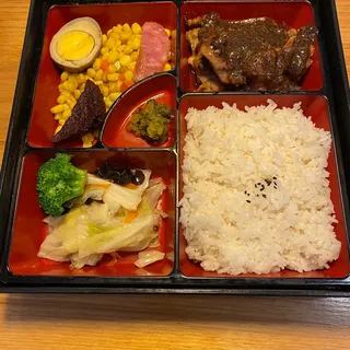 Black Pepper Chicken Bento