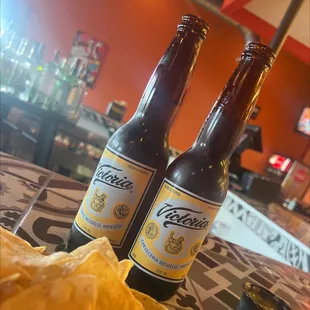 2 for 1 happy hour 2-5pm