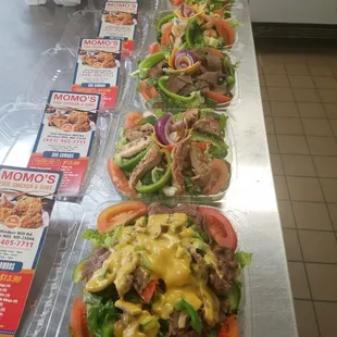 SALAD&apos;S.
Stake...Chicken...Gyro...grilled shrimp...fried shrimp...Fish...