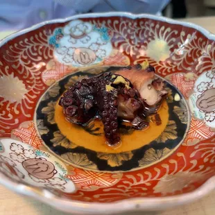 Appetizer for the lunch omakase, amazing octopus