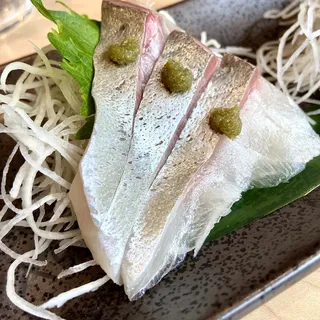 Shima aji sashimi