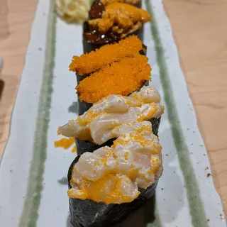 Uni and Salmon Roe nigiri