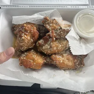 Garlic Parmesan wings 8 piece