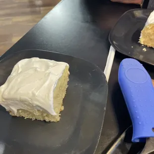 Homemade Banana pudding poke cake