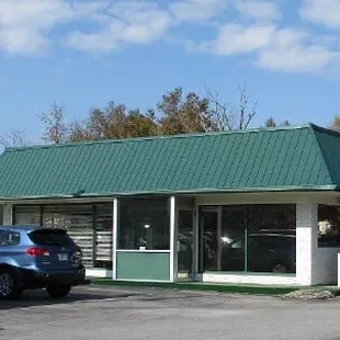 Of course you need to check out Moms since they have remodeled and this picture doesn&apos;t show the new look of the resturant.
