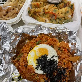 J10. KimChi Bok Um Bob