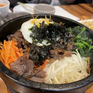 Dolsot Bibimbap