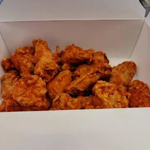 chicken wings in a box