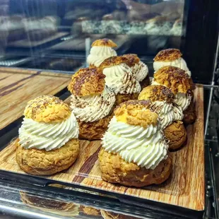 Cream puffs