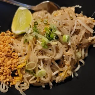 Pad Thai chicken $12.50