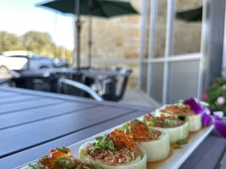 Kin Thai & Sushi