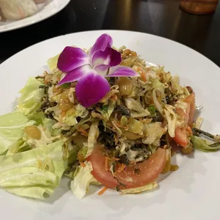 Green Tea Leaves Salad - delicious!