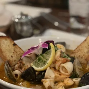 Cioppino up and close!