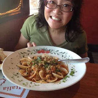 Linguini Alla Vongole Rosso