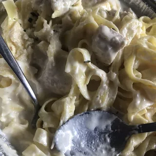 Fettuccine Alfredo Pasta