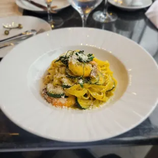 Fettuccine Gamberi  Absolutely delicious