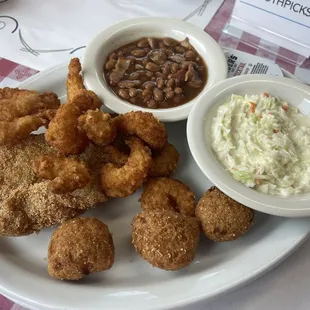 Mona’s Red Barn Cafe