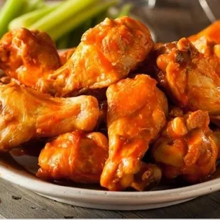 Buffallo wings 12 to an order