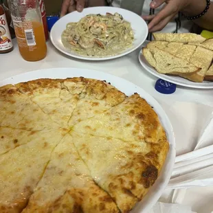 Cheese pizza! Delicious