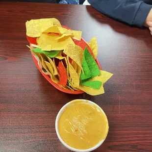 Chips and spicy cheese dip