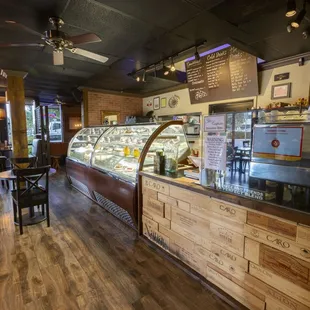 Monarch 9 Cafe, authentic healthy French Vietnamese food hand crafted the way our family has been cooking for generations.