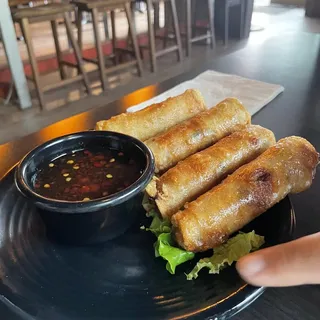 Fried Crispy Egg Rolls