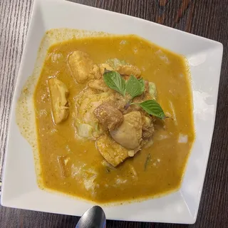 Mama's Vegan Yellow Curry