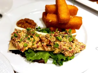 Perry's Steakhouse & Grille - Park District