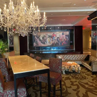 Lobby, beautiful chandelier.