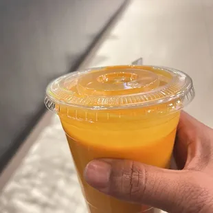 Mango lassi... curry gate...