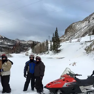 Took a photo-op break in front of the retired mine while Simon gave us the history on the area and old railroad!