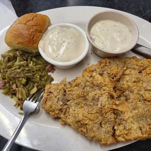 Chicken fried steak and white gravy on the side. Fantastic grilled green beans!