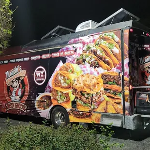 Great food on the corner of Deleware and Peninsula. Monchi's hits the spot