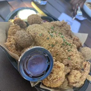 SEAFOOD PLATTER