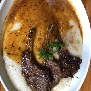 LAMB CHOPS & GRITS