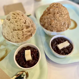 Half and Half Milk Tea (left) and Injeolmi (right)