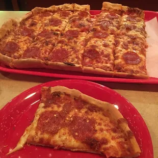 food, pizza