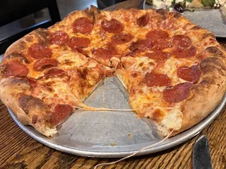 Little E's Pizzeria
