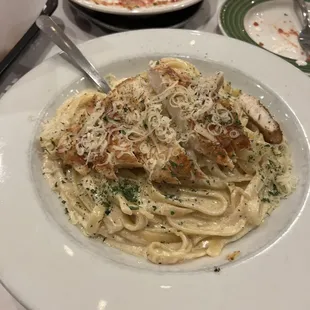 Fettuccine Alfredo with Chicken