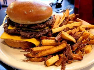 The Downtowner Casual Cafe