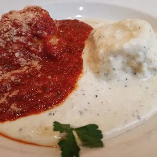 This is how I always order the ravioli. Half marinara, half alfredo, all delicious.