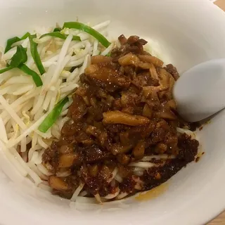 D1. Noodles with Lu-Rou Sauce