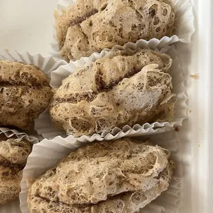 Horrible soggy crust and bland