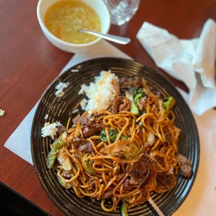 Chicken and lamb with low mien noodles.