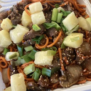 Noodles with beef onions mushrooms cilantro baby corn green onions pineapple with Lemon garlic teriyaki oyster sauce