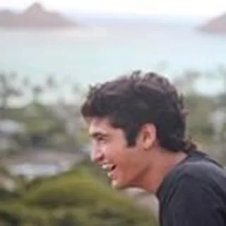 Alex L.