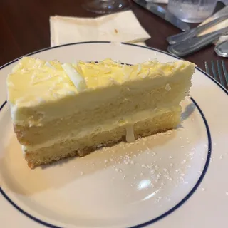 Limoncello Cake