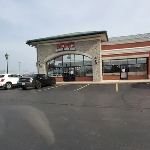 Large parking lot is available front  and side to accommodate new and old frequent diners.  11/1/2024