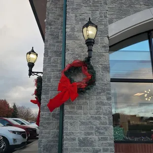 Windy Wreath.  11/26/2024